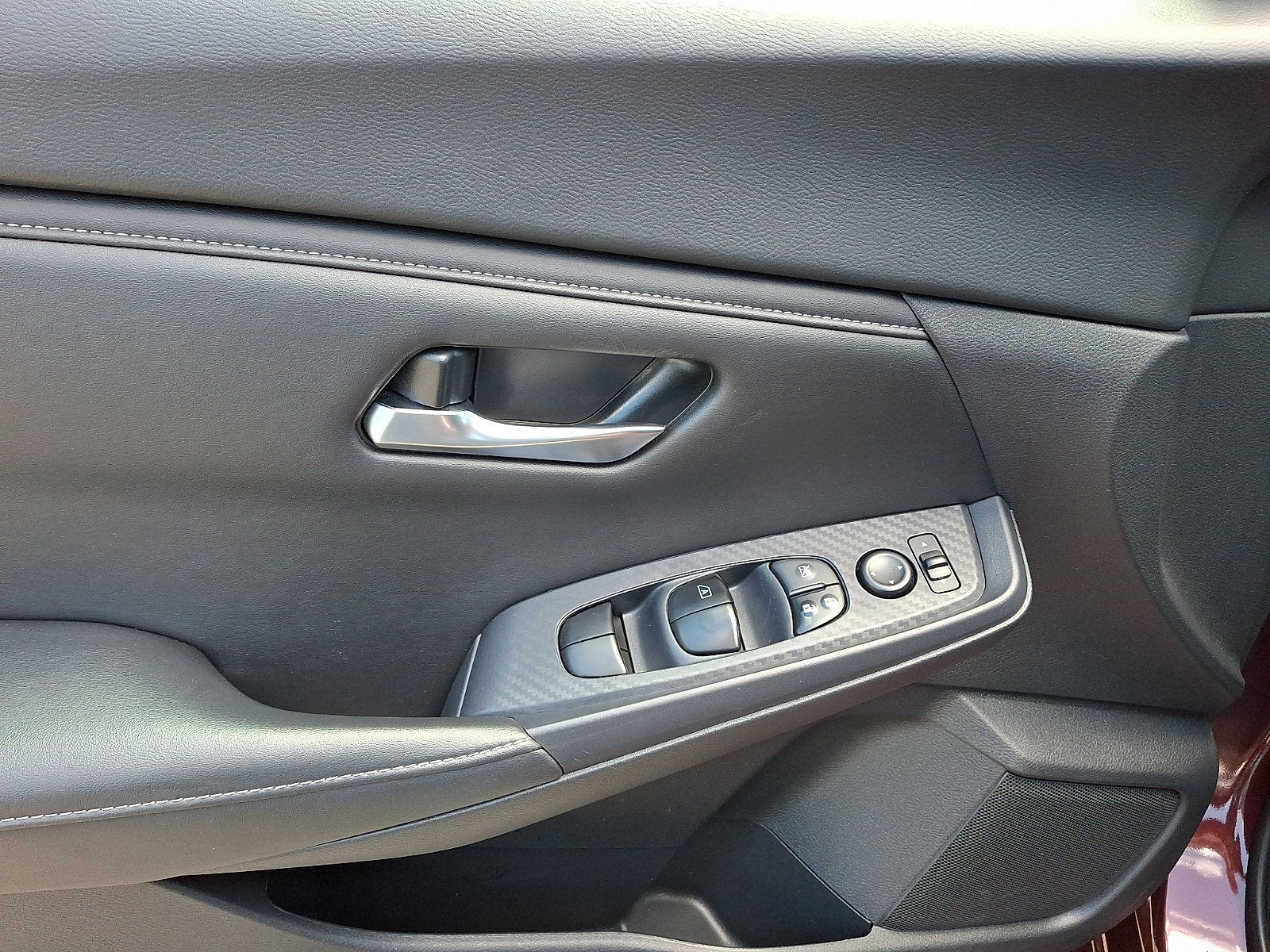 Used 2023 Nissan Sentra SV FWD image 14