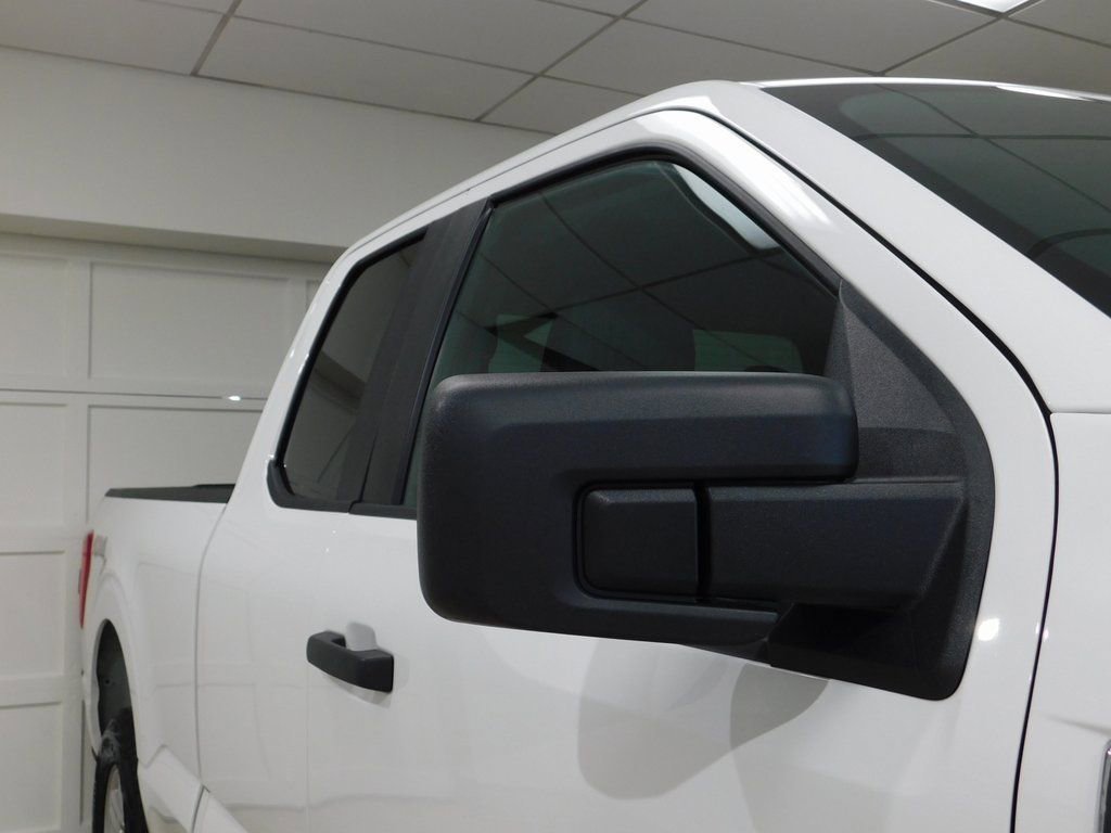 Used 2022 Ford F150 XLT w/ Trailer Tow Package image 14