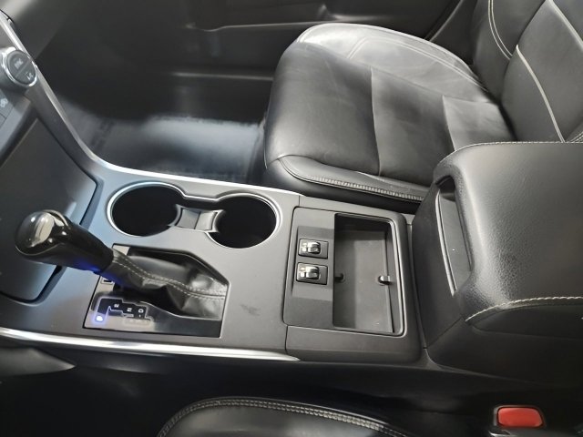 Used 2016 Toyota Camry XLE w/ Advanced Technology Package image 35