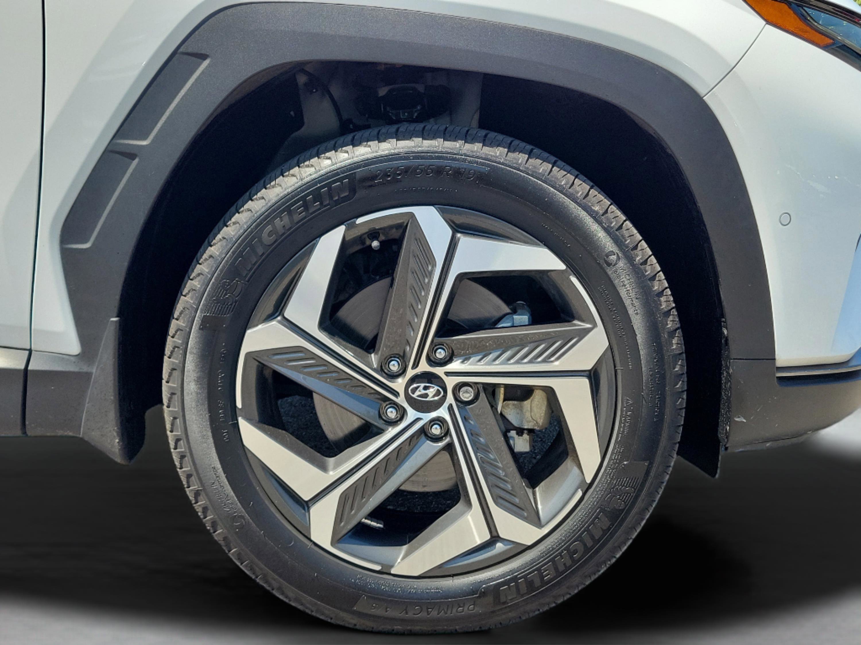Certified 2023 Hyundai Tucson Limited AWD/4WD image 35