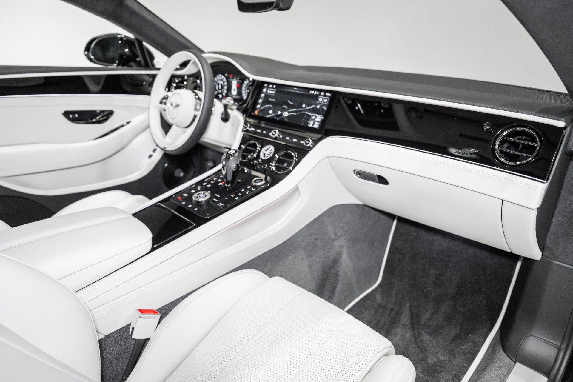 New 2026 Bentley Continental GT AWD/4WD image 4