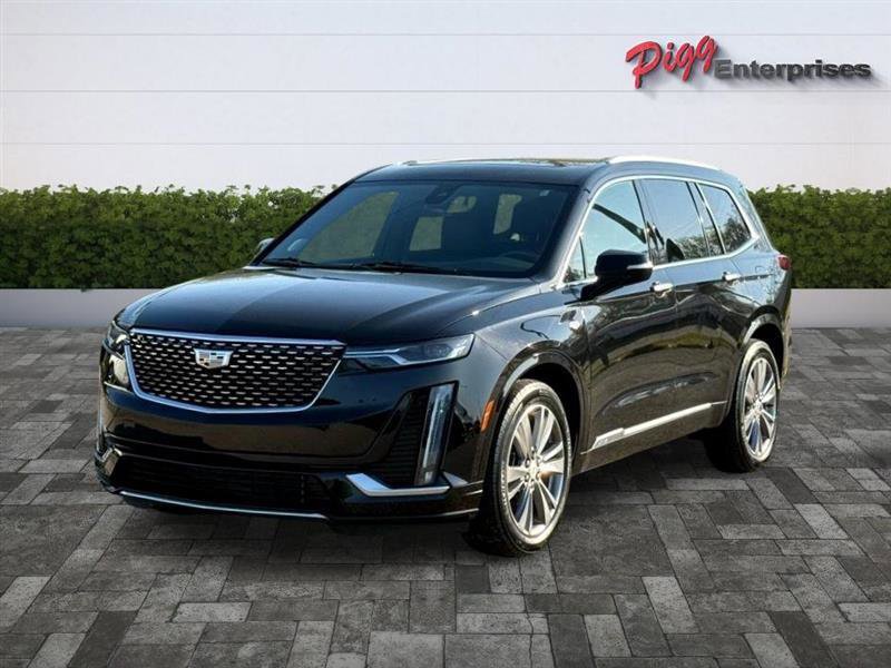Used 2023 Cadillac XT6 Premium Luxury image 4