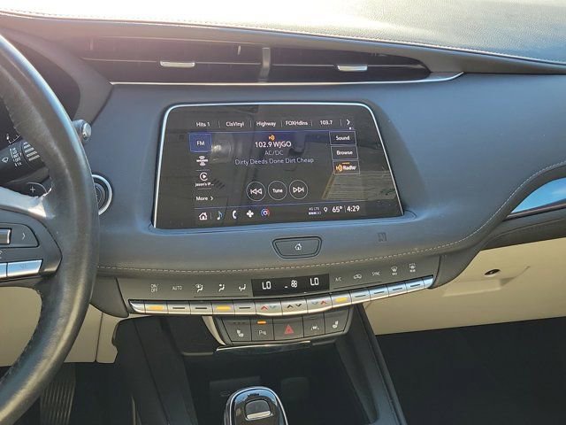 Used 2021 Cadillac XT4 Luxury w/ Driver Awareness Package AWD/4WD image 25