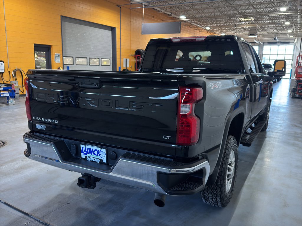 Used 2021 Chevrolet Silverado 2500 LT w/ Convenience Package image 5