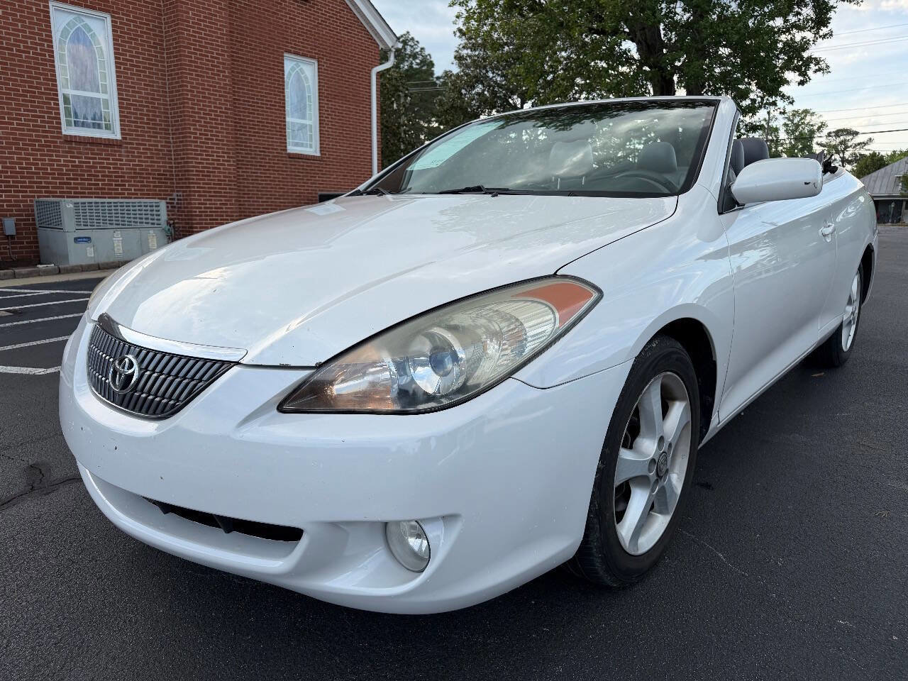 Used 2006 Toyota Solara SE image 2
