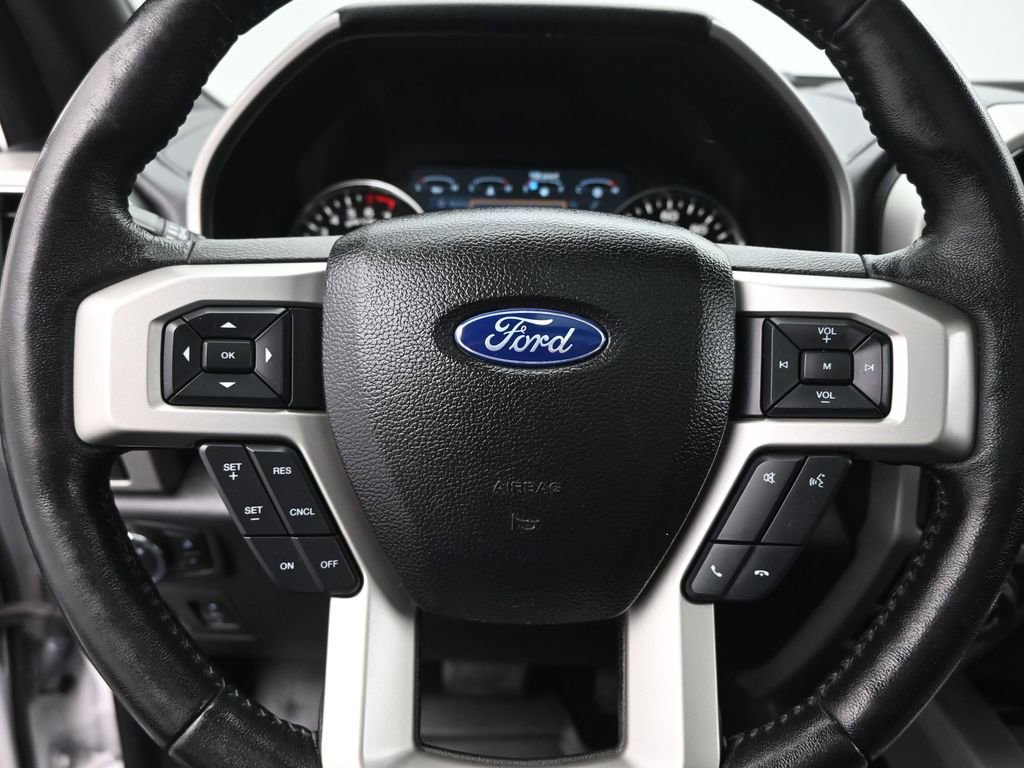Used 2018 Ford F150 Lariat w/ Equipment Group 502A Luxury AWD/4WD image 11