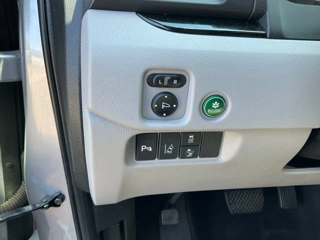 Used 2016 Honda Pilot Touring image 10