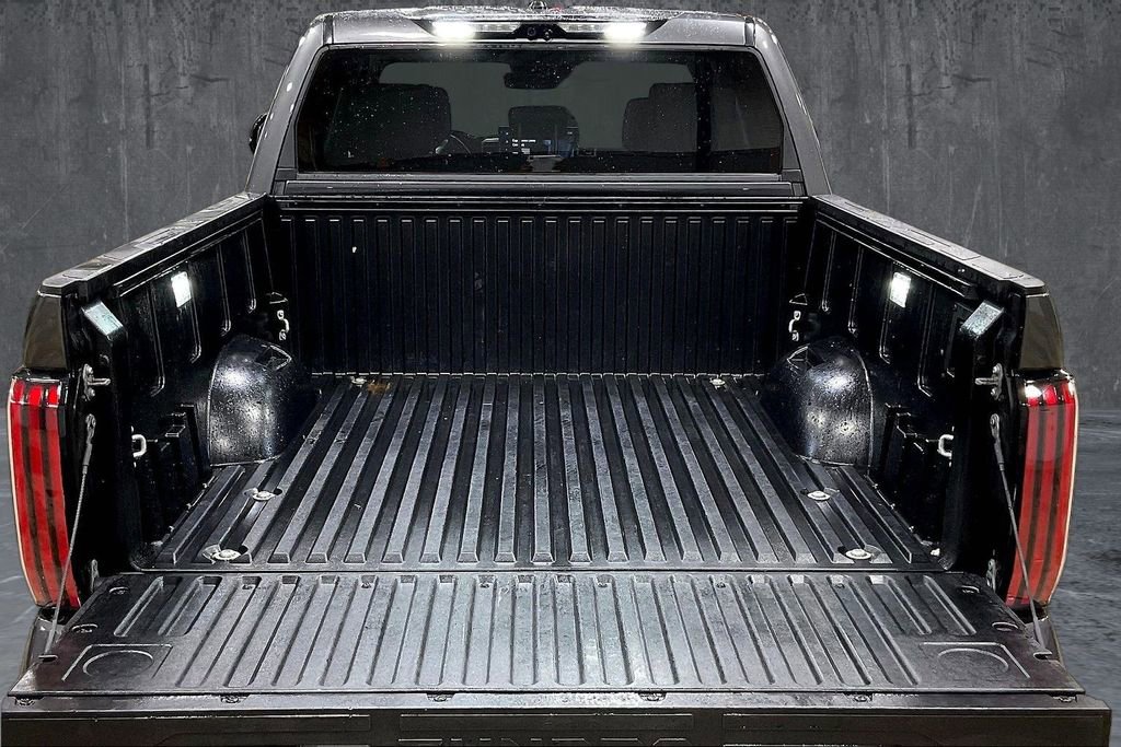 Used 2024 Toyota Tundra Limited image 7