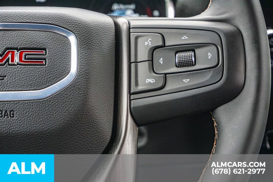 Used 2025 GMC Sierra 2500 AT4 image 30