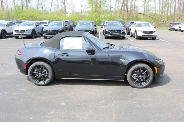 New 2026 MAZDA MX-5 Miata Sport RWD image 2