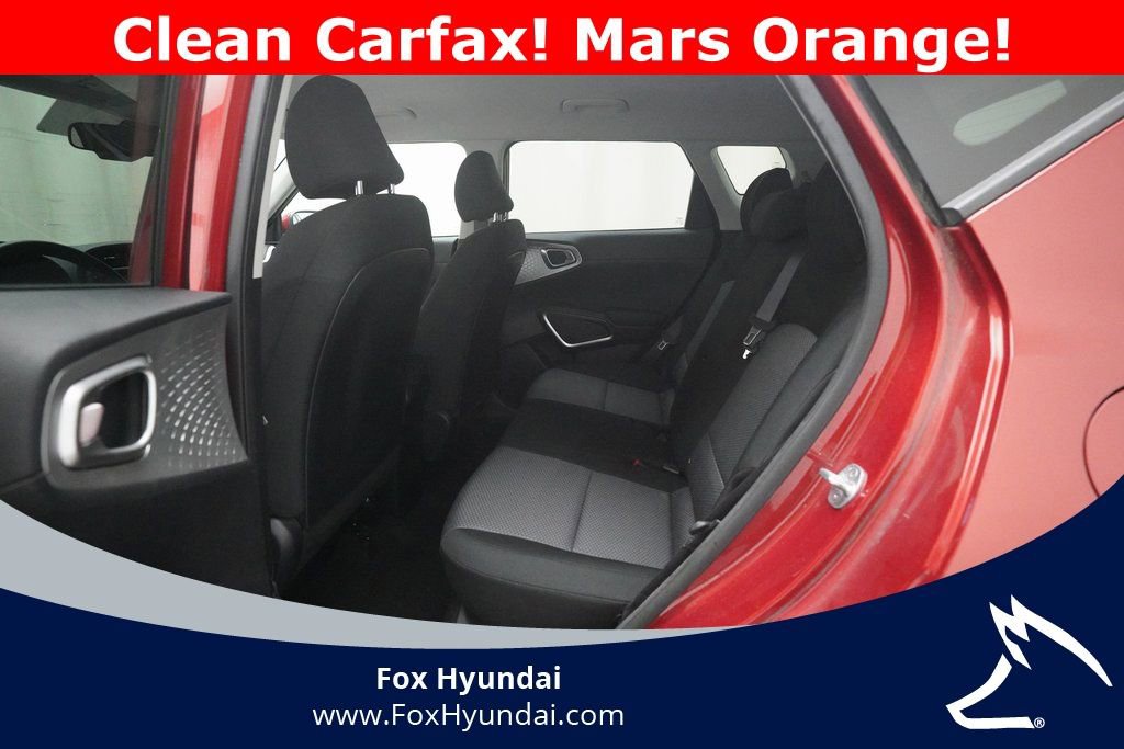 Used 2023 Kia Soul LX image 15