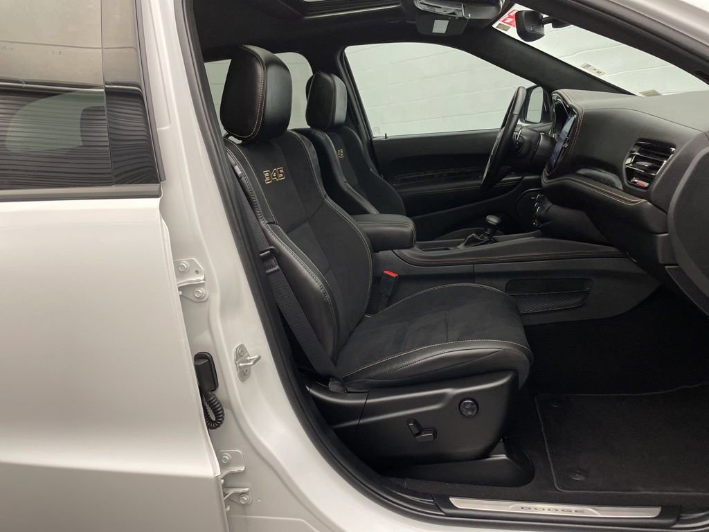 Certified 2025 Dodge Durango R/T image 30