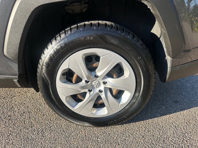 Used 2019 Toyota RAV4 LE w/ All Weather Liner Package AWD/4WD image 15