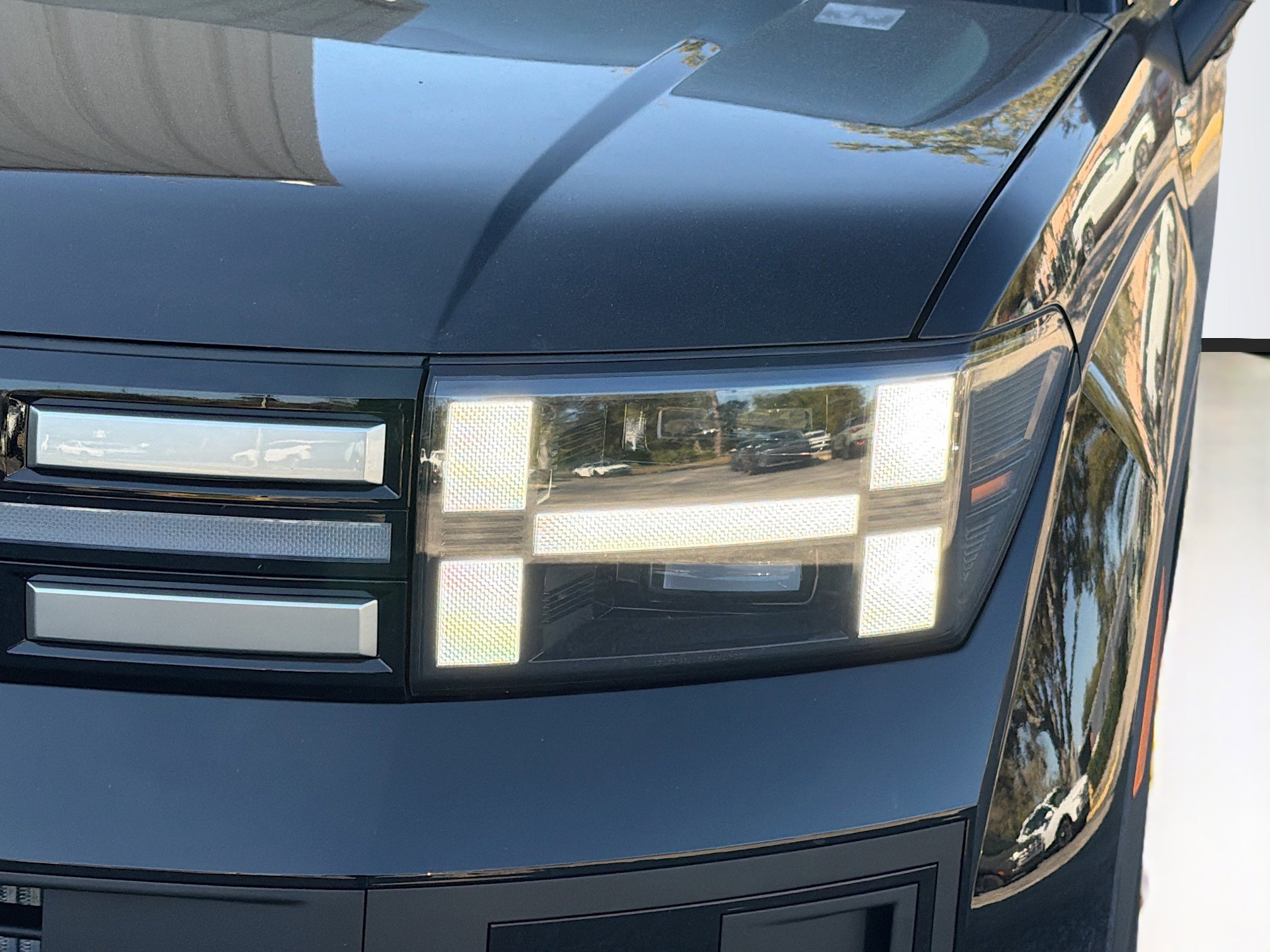 New 2026 Hyundai Santa Fe SE image 9