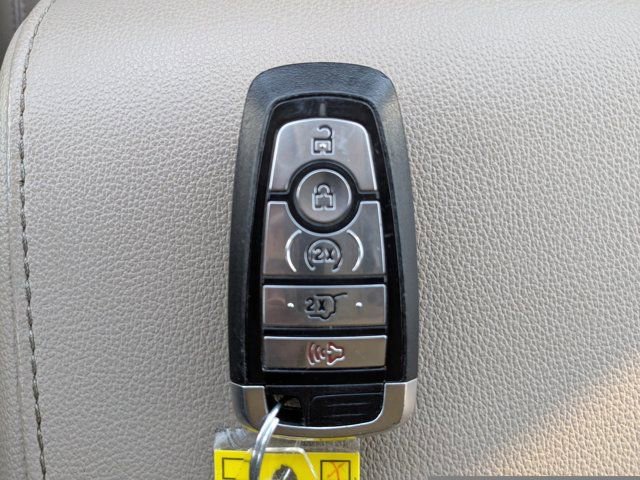 Used 2022 Ford Expedition Limited image 33