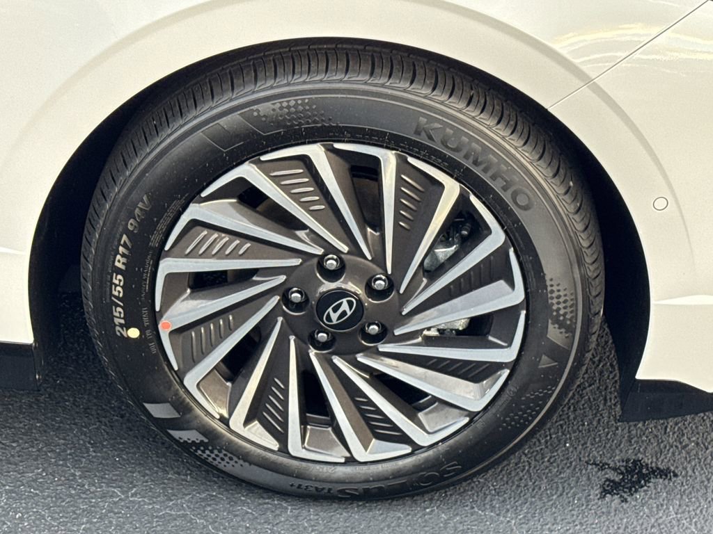 New 2026 Hyundai Sonata Limited FWD image 12