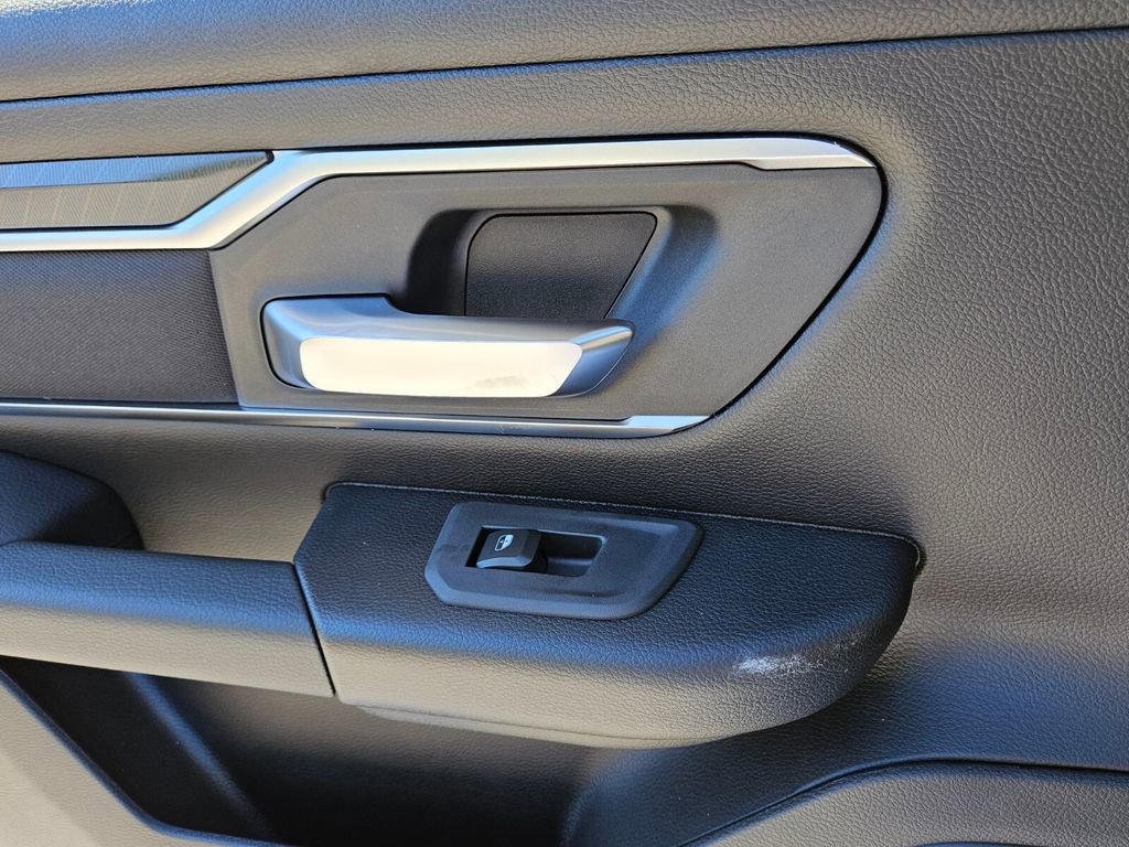 New 2026 RAM 1500 Big Horn AWD/4WD image 15