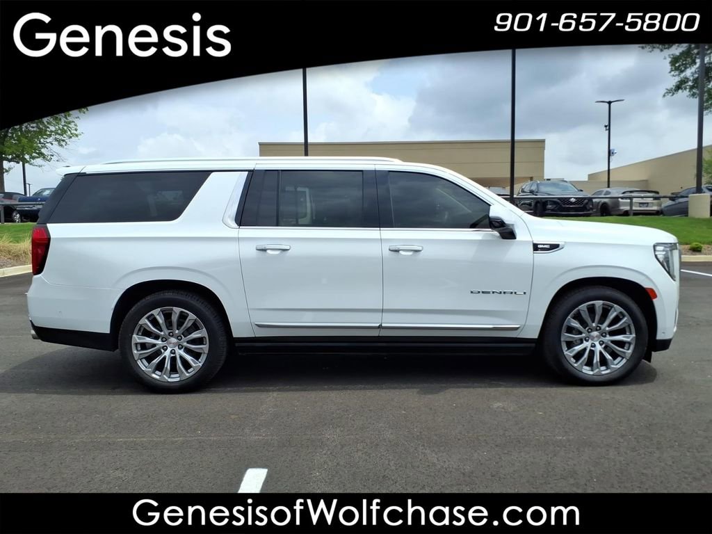 Used 2023 GMC Yukon XL Denali w/ Denali Reserve Package AWD/4WD image 6