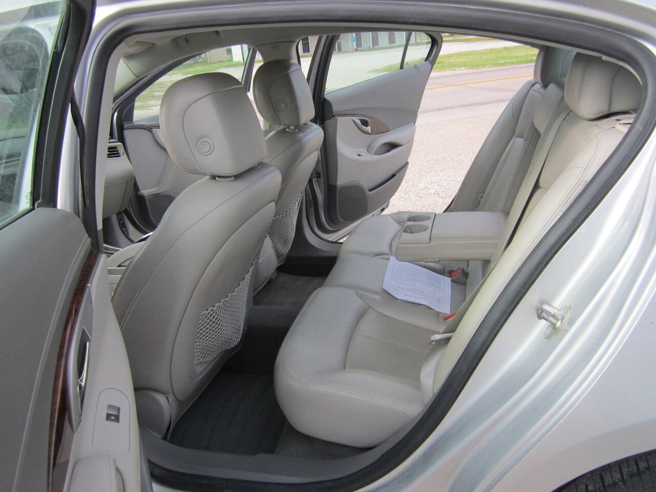 Used 2010 Buick LaCrosse CXL w/ Luxury Package FWD image 8