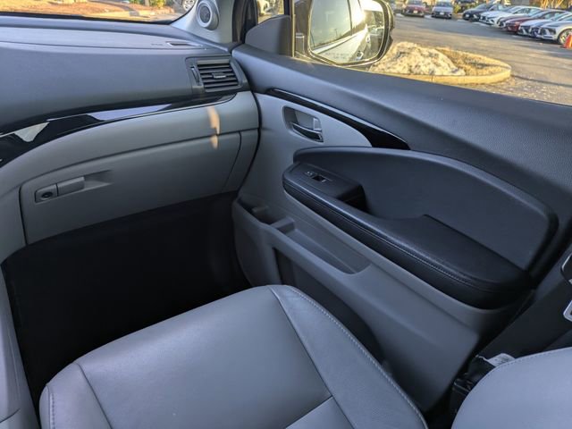 Used 2017 Honda Pilot Touring image 15
