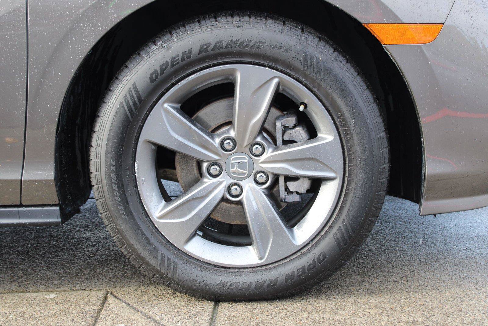 Used 2021 Honda Odyssey EX image 9