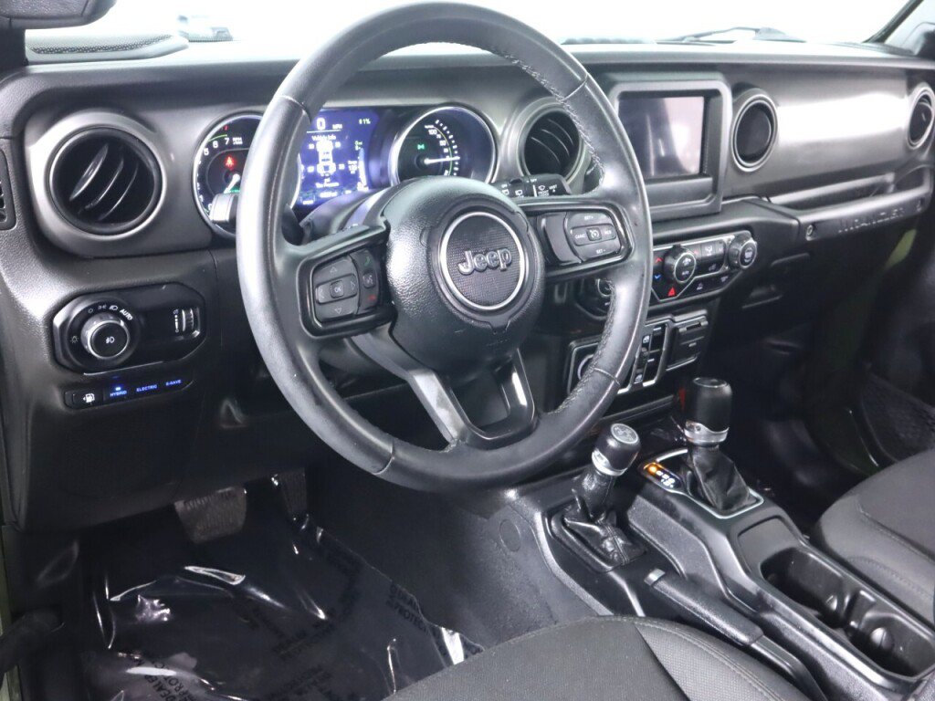 Used 2023 Jeep Wrangler Unlimited AWD/4WD image 9