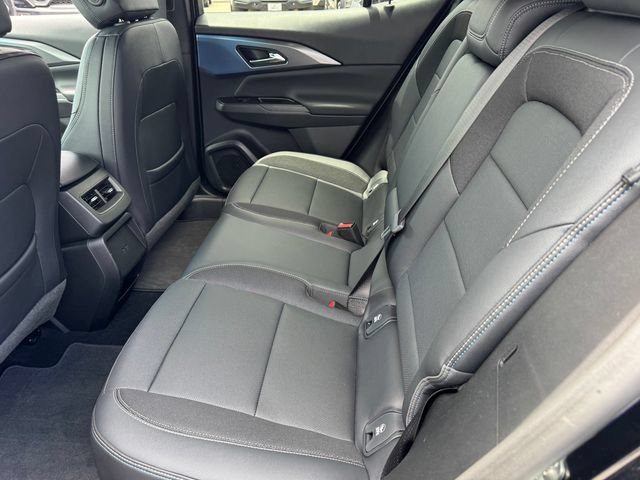 Certified 2024 Chevrolet Equinox EV LT FWD image 12