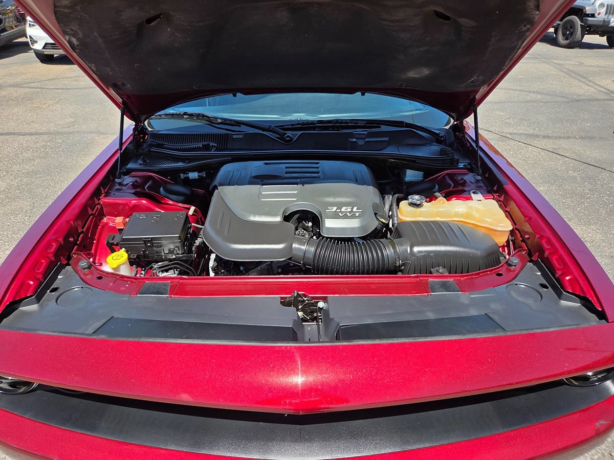 Used 2018 Dodge Challenger SXT Plus RWD image 42