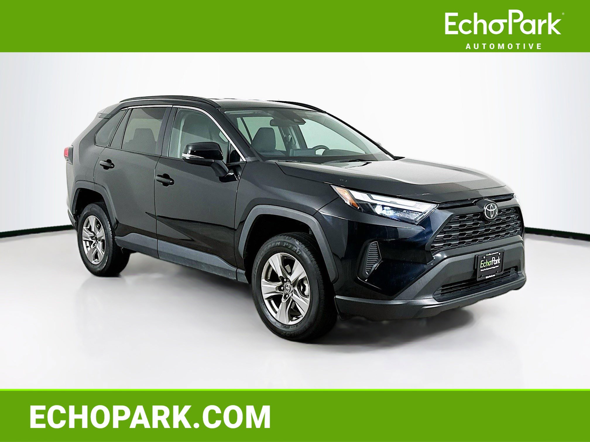 Used 2024 Toyota RAV4 XLE image 1