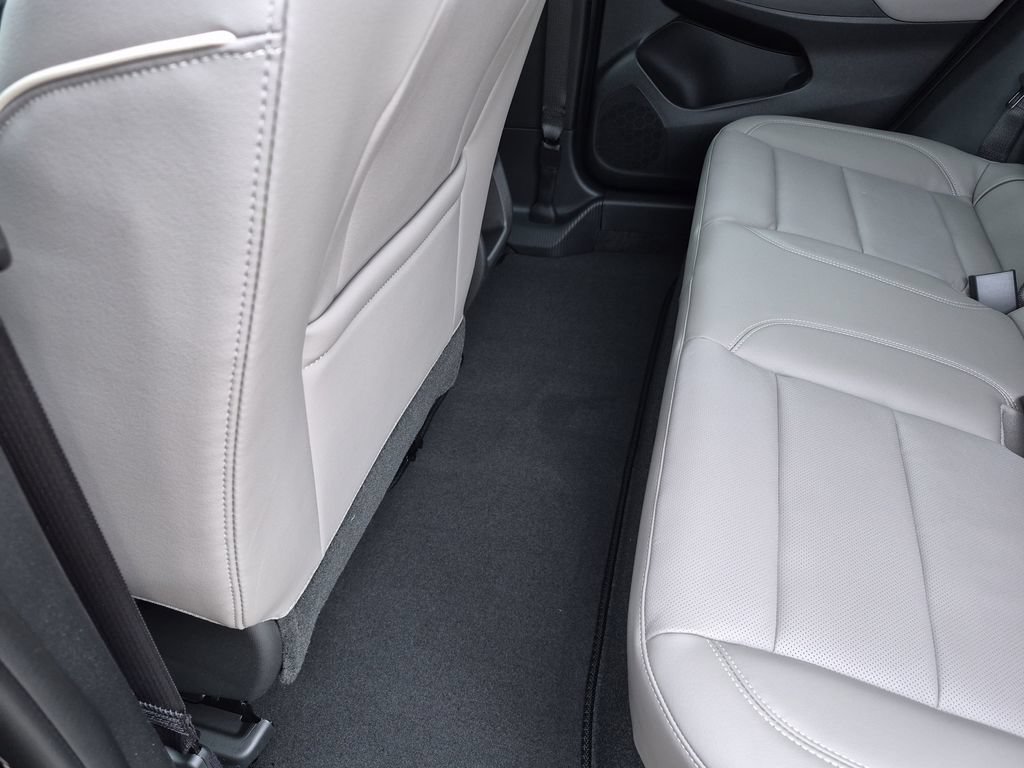 New 2026 Buick Envista Avenir FWD image 35