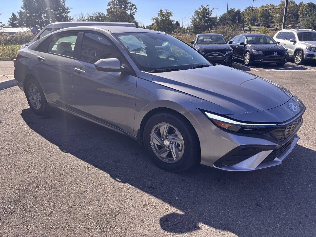 Used 2025 Hyundai Elantra SE FWD image 6