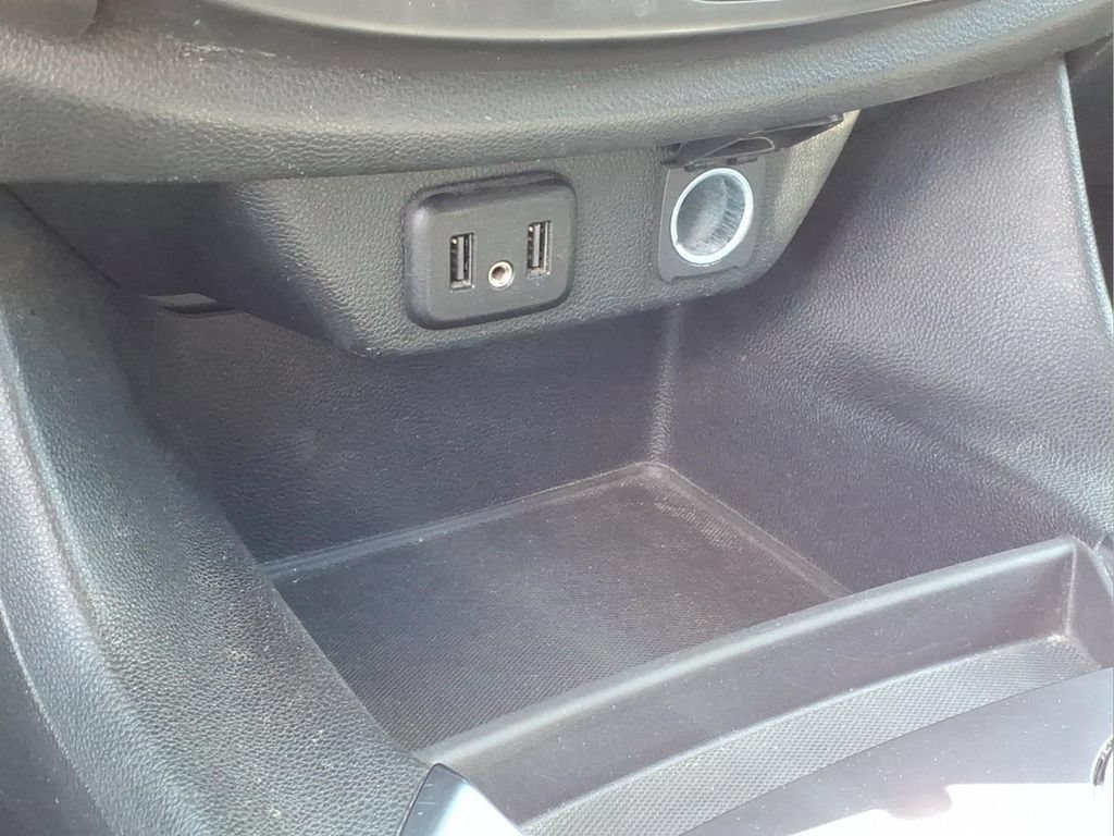 Used 2020 Chevrolet Traverse LS w/ LPO, Floor Liner Package FWD image 27