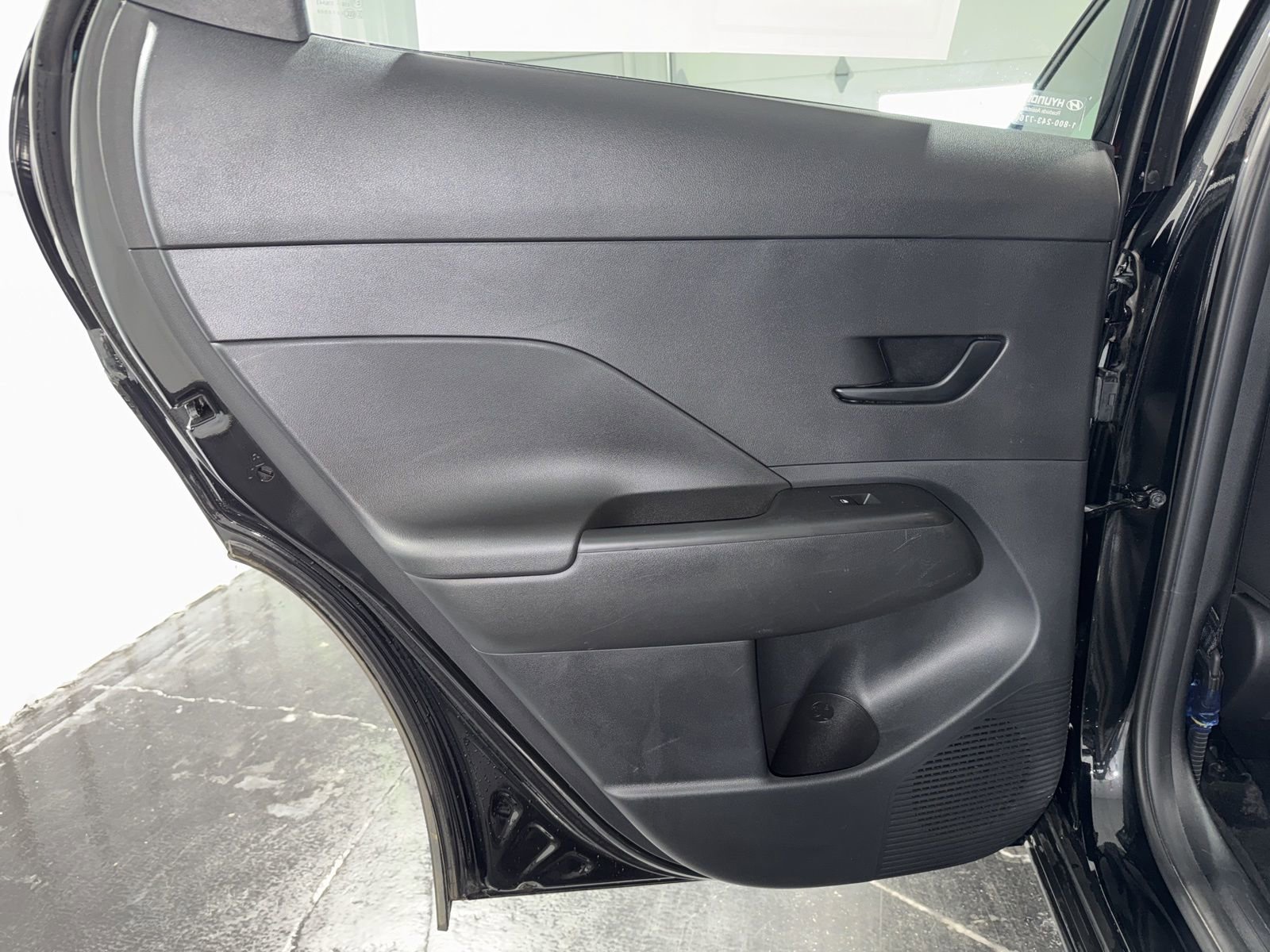 Used 2025 Hyundai Kona SEL image 15