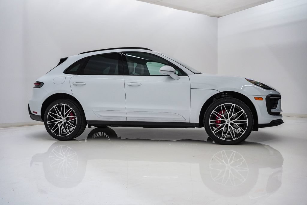 New 2026 Porsche Macan S AWD/4WD image 9