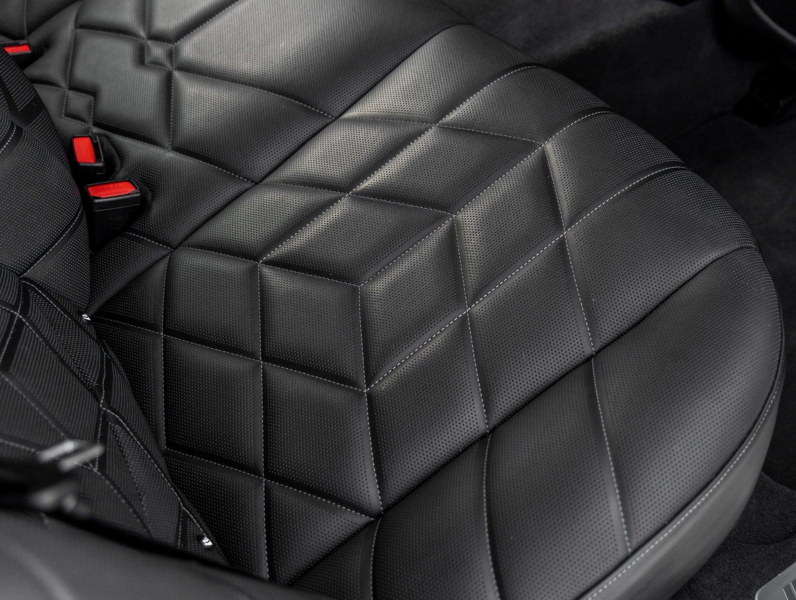 Used 2024 BMW 740i image 40