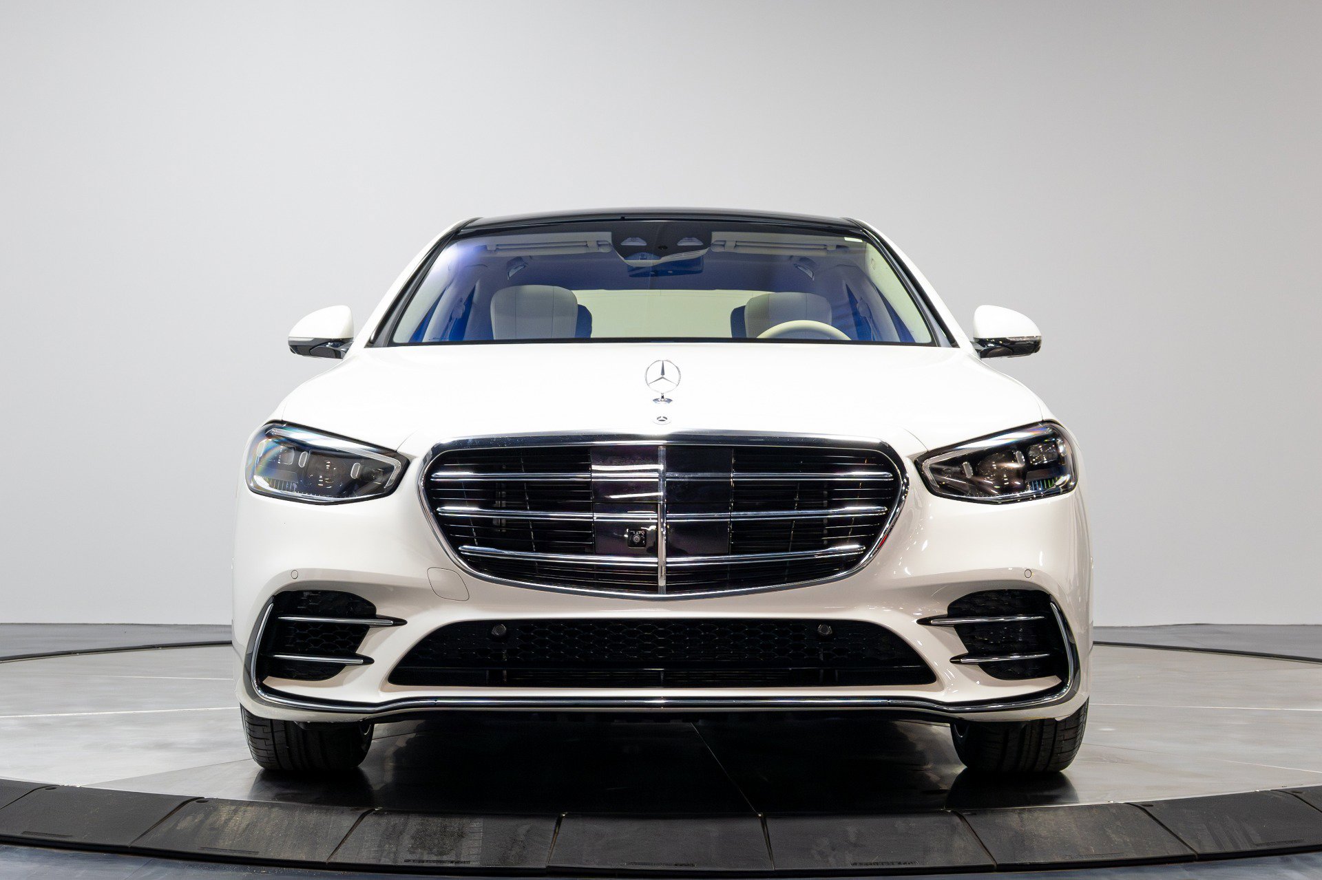 Used 2022 Mercedes-Benz S 580 4MATIC Sedan image 40