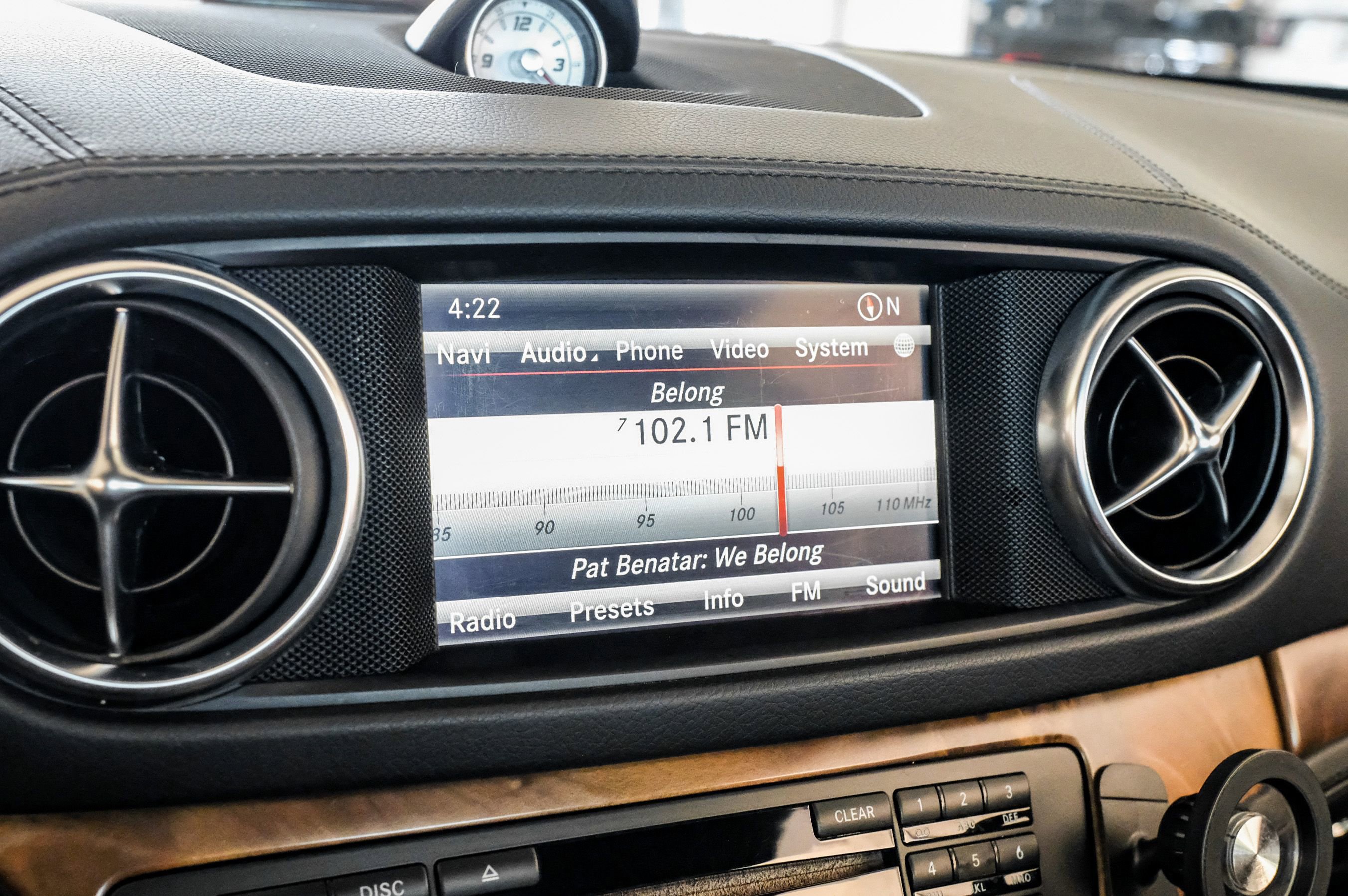 Used 2016 Mercedes-Benz SL 400 image 24