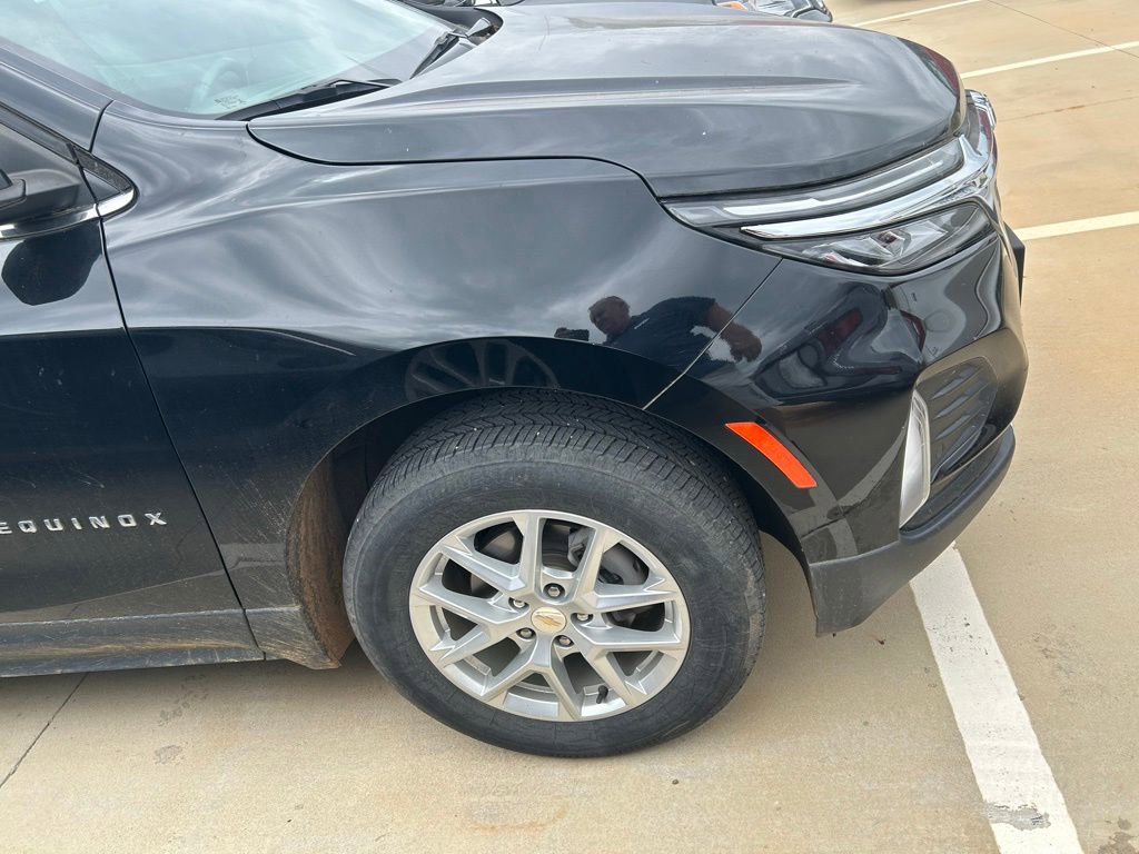 Used 2022 Chevrolet Equinox LT AWD/4WD image 2