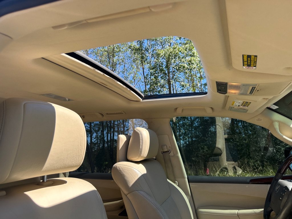Used 2014 Lexus LX 570 4WD image 31