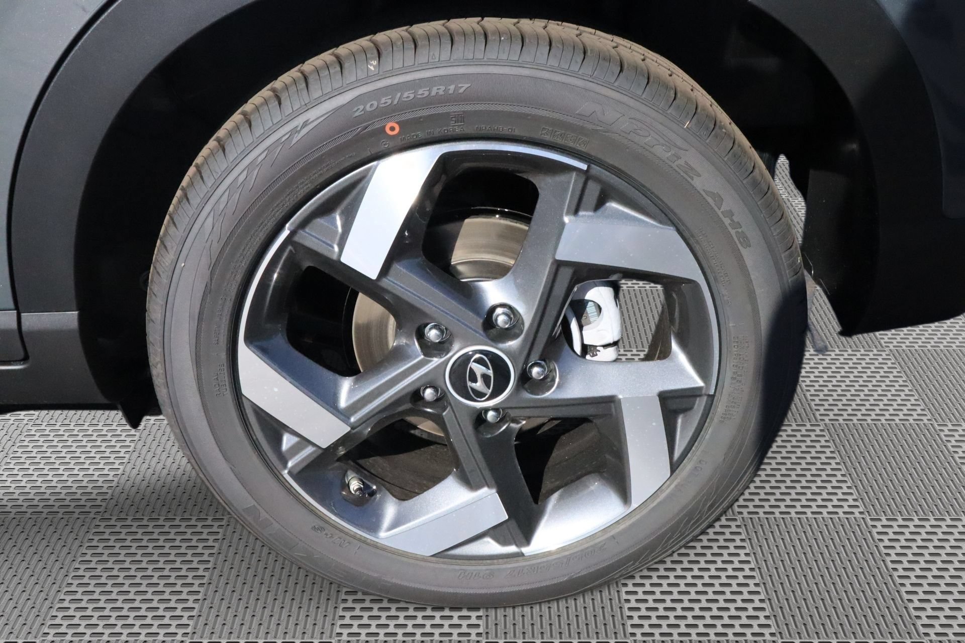New 2026 Hyundai Venue SEL FWD image 5