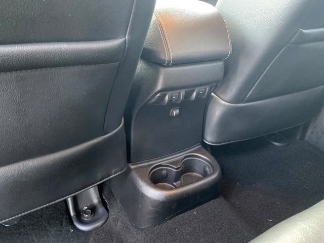 Used 2015 Jeep Wrangler Unlimited Rubicon image 18
