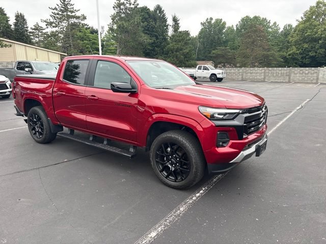 Certified 2024 Chevrolet Colorado Z71 w/ LPO, Dark Essentials Package AWD/4WD image 4