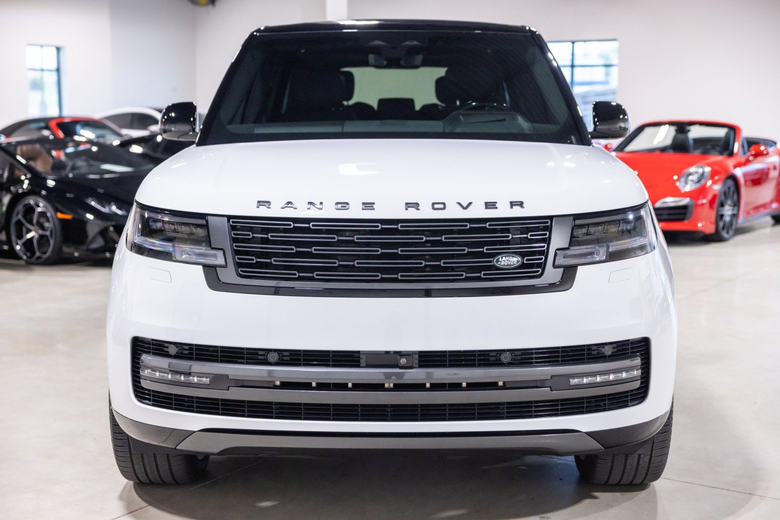 Used 2024 Land Rover Range Rover Long Wheelbase Autobiography AWD/4WD image 11