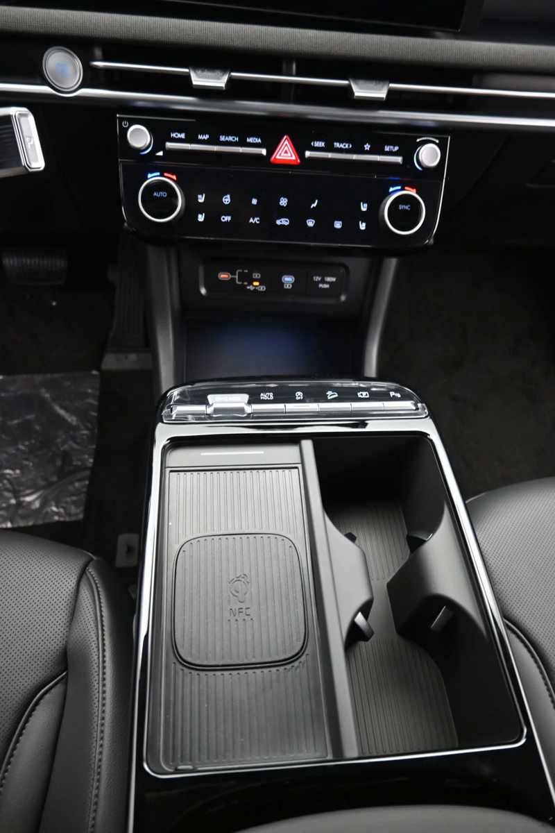 New 2026 Hyundai Tucson Limited FWD image 19