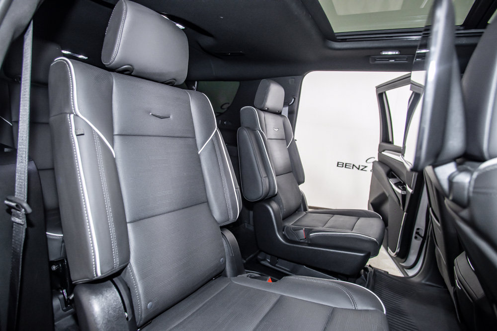Used 2026 Cadillac Escalade ESV Sport w/ Touring Package AWD/4WD image 19