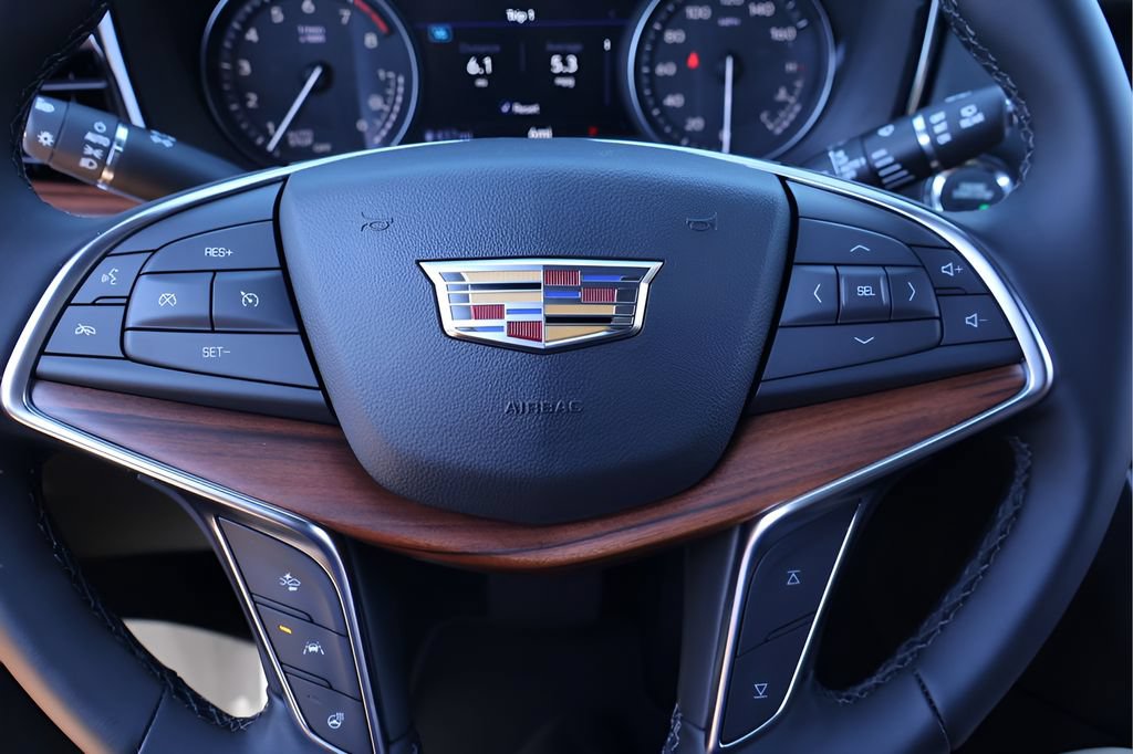 New 2026 Cadillac XT5 Premium Luxury w/ Driver Assist Package FWD image 21