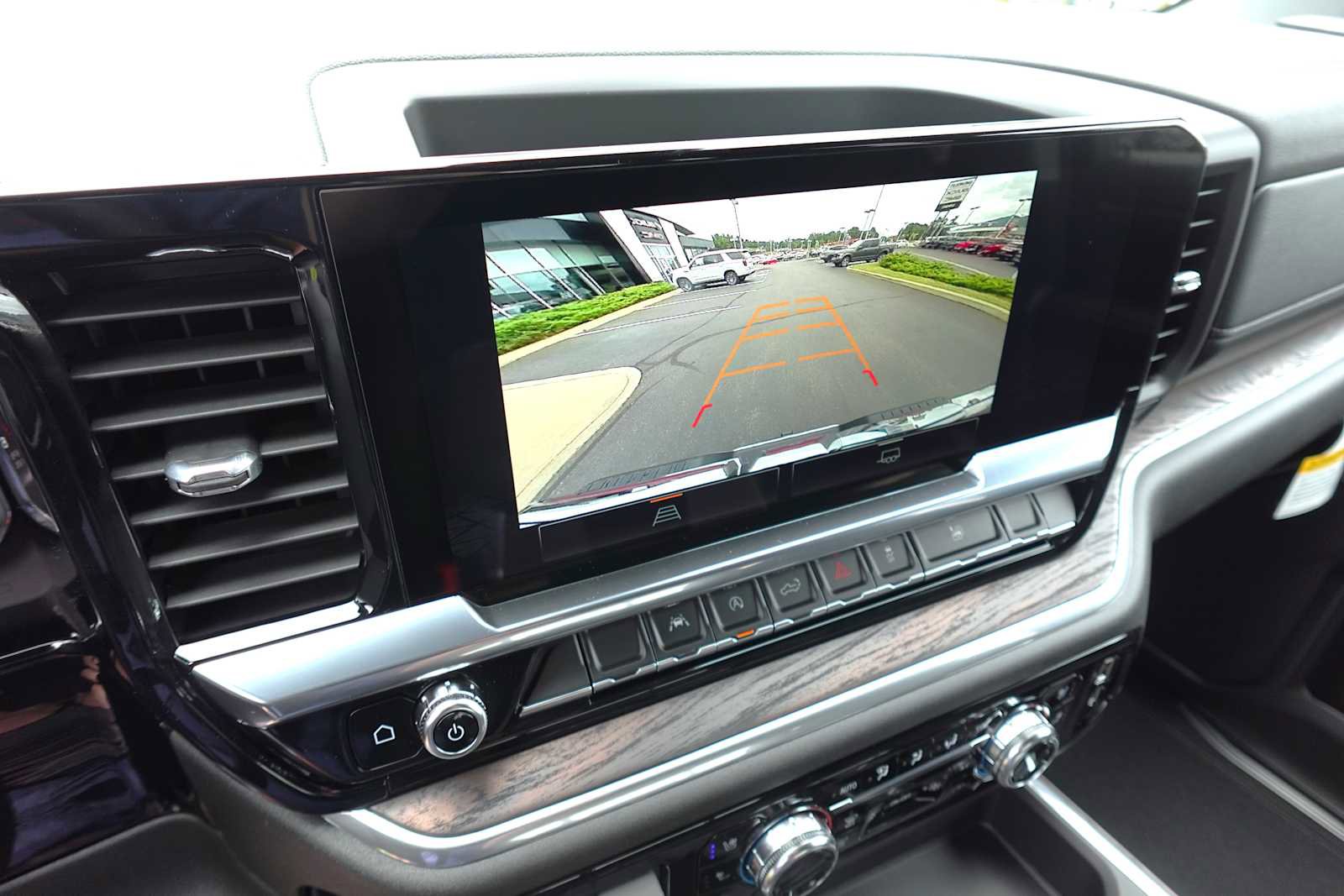 New 2026 GMC Sierra 1500 SLT w/ SLT Convenience Package image 26