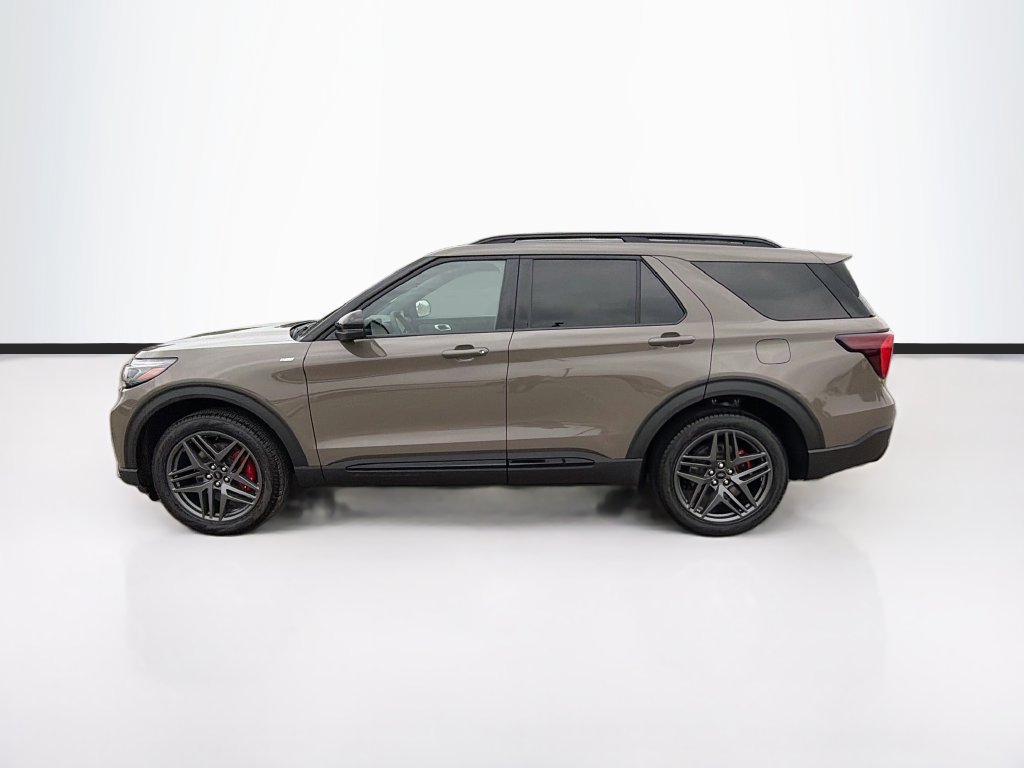 New 2026 Ford Explorer ST-Line w/ ST-Line Street Pack AWD/4WD image 8