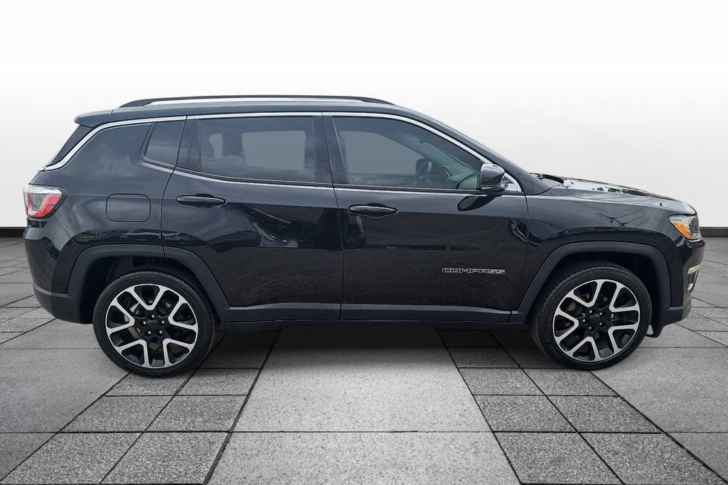 Used 2019 Jeep Compass Limited FWD image 4