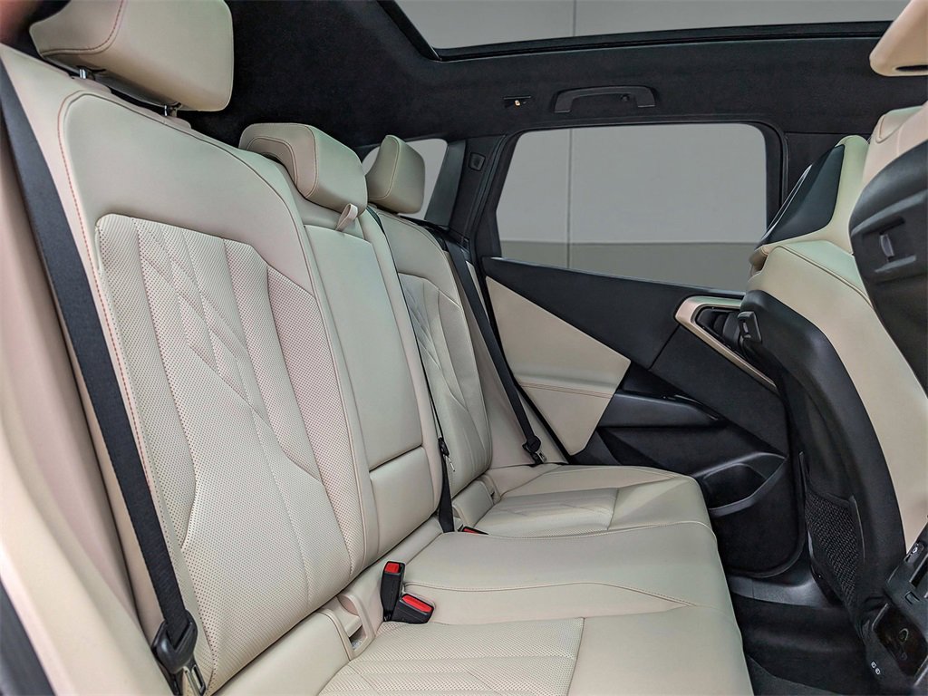 New 2025 BMW X3 xDrive30i w/ Convenience Package image 21